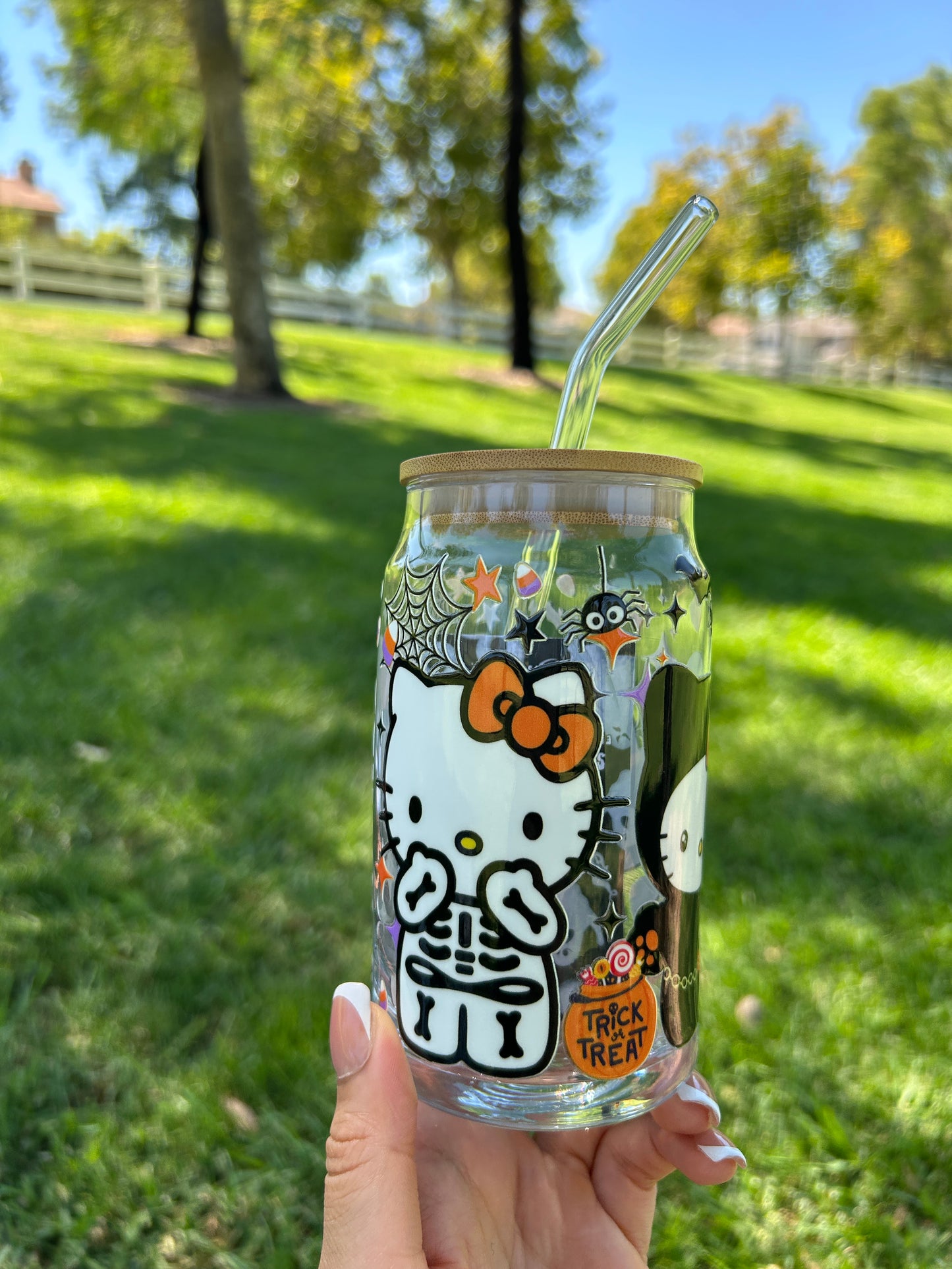 TRICK-OR-TREAT KITTY GLASS CUP